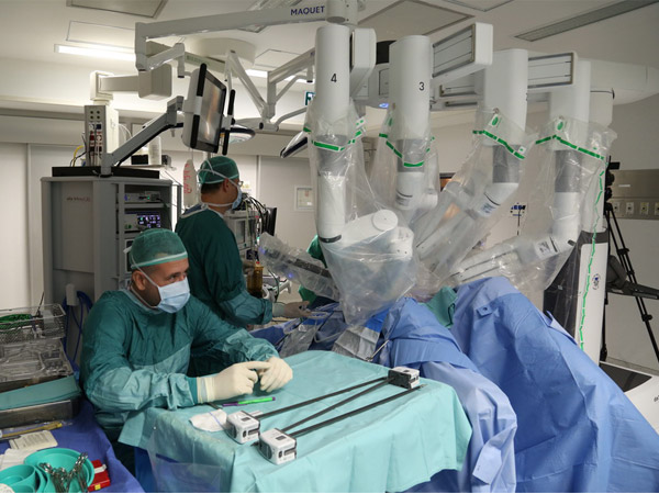 Роботизированная хирургия в Израиле. Робот Да Винчи. Клиника Ихилов